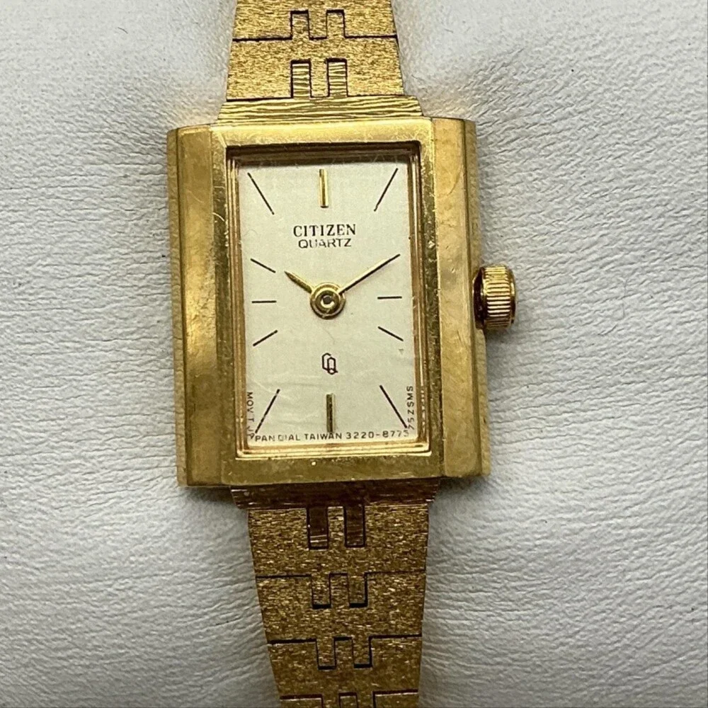 Vintage Citizen Womens Watch 17mm Gold Tone 3220-893469 New Battery 6.5